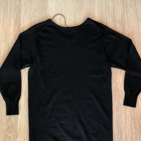 Uniqlo Knit Sweater Dress in Black - Picture 14 of 15